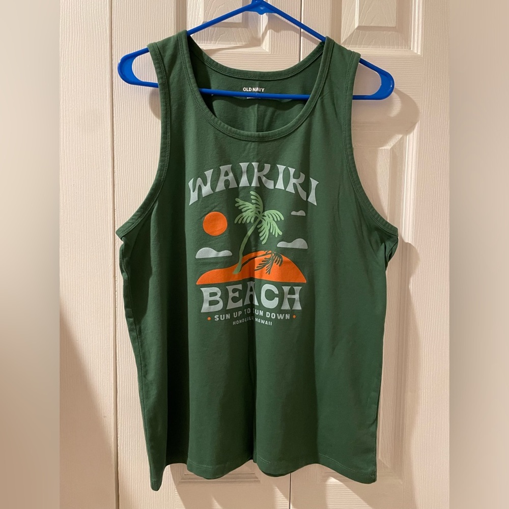 Old Navy Men’s Waikiki green tank top